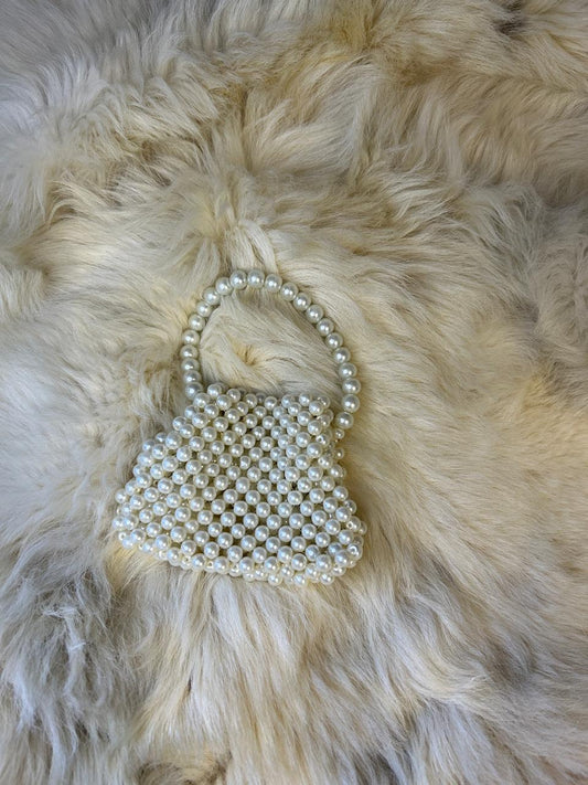 WHITE BEADS HAND BAG